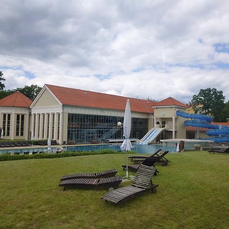 Hotel Zatisi Františkovy Lázně Exterior foto